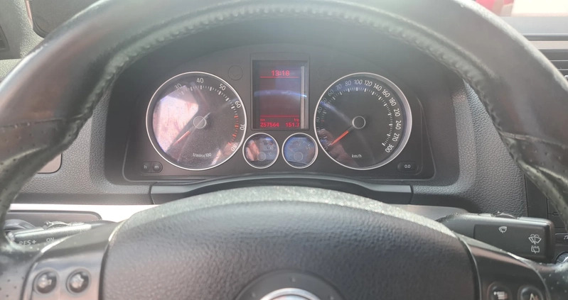 Volkswagen Golf cena 30500 przebieg: 247570, rok produkcji 2005 z Bolków małe 172